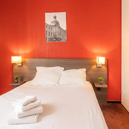 Comfort Centre Ξενοδοχείο με διαμερίσματα 3*