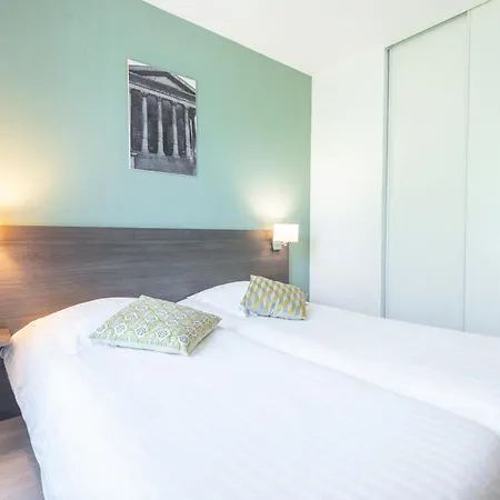 Comfort Centre Aparthotel