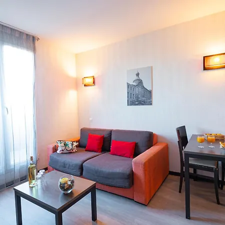 Hotel Comfort Centre 3*