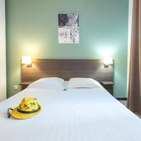 Ξενοδοχείο με διαμερίσματα Comfort Centre Νιμ