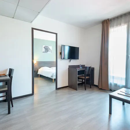 Comfort Centre 3* Nîmes