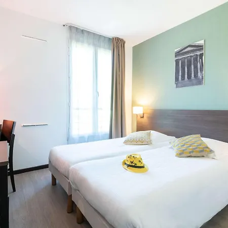 Ξενοδοχείο με διαμερίσματα Comfort Centre Νιμ