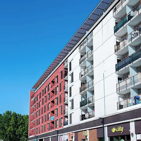 Aparthotel Comfort Centre Nimes