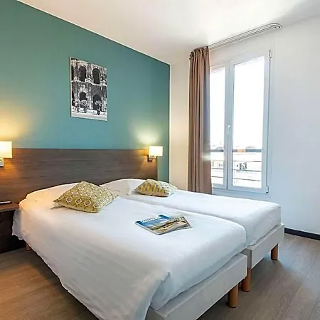 Comfort Centre Aparthotel 3*