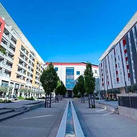 Aparthotel Comfort Centre 3*