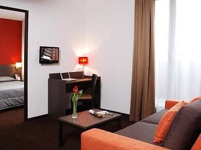 Comfort Centre Apartahotel 3*