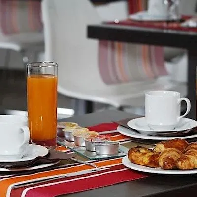 Apartahotel Comfort Centre 3*