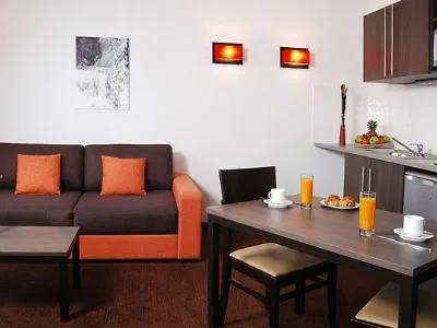 Comfort Centre Apartahotel