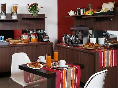 Apartahotel Comfort Centre Nimes