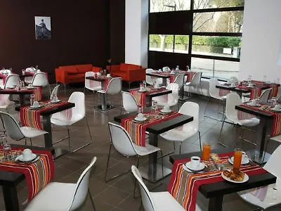 Comfort Centre Apartahotel