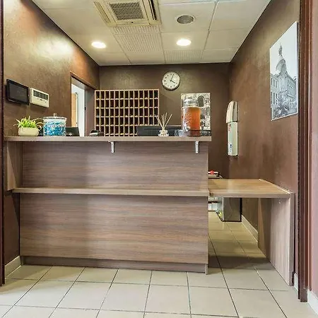 Comfort Centre アパートホテル ニーム