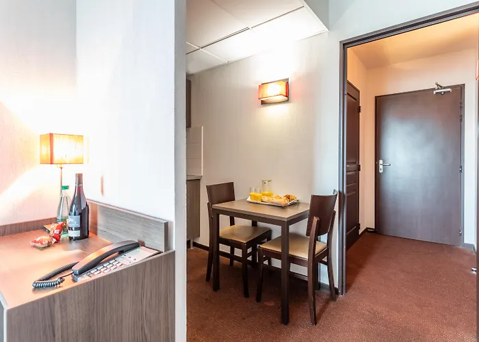 فندق Comfort Centre 3*