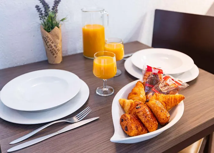 فندق Comfort Centre 3*