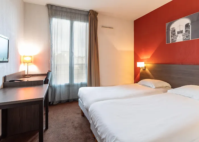 Comfort Centre Hotel 3*