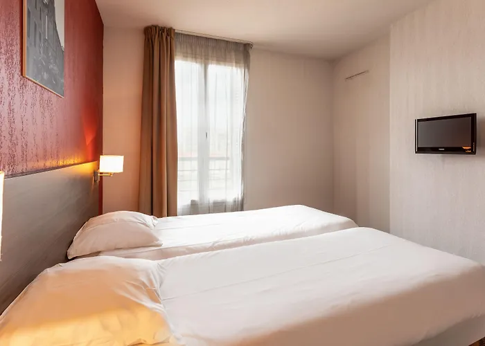 Comfort Centre نيم