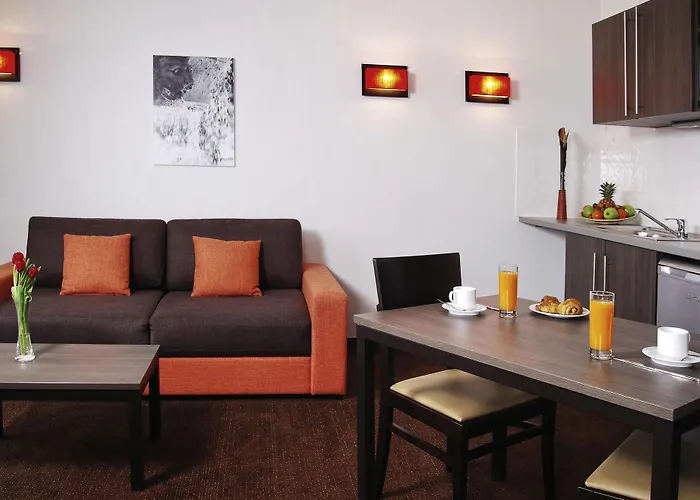 Comfort Centre فندق