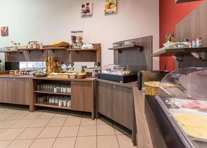 Comfort Centre 3* نيم